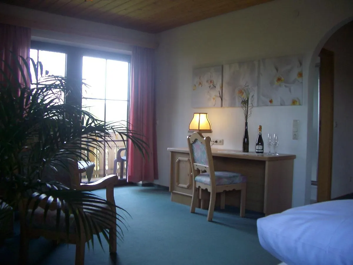 Hotel Bergblick Warmensteinach 3*,